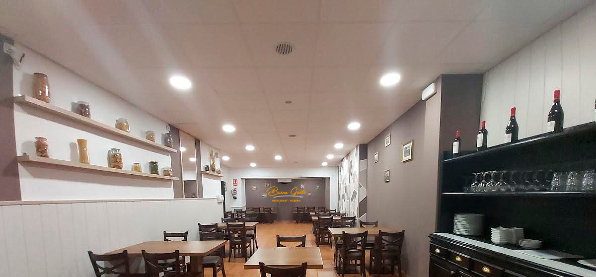 sala mesas restaurante tarragona Buenagente